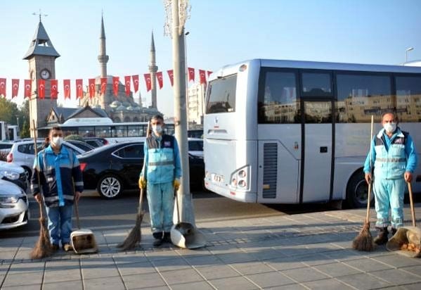 Ulu Önder Mustafa Kemal Atatürk, 82'nci ölüm yıl dönümünde düzenlenen törenle anıldı.