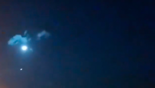 İsrail uçakları dün gece Suriye'de bazı yerleri vurdu.