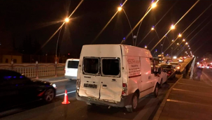 Kayseri'de 3 aracın karıştığı kazada şans eseri yaralanan olmadı