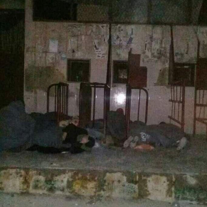 Bu manzara erkenden ekmek almak için.