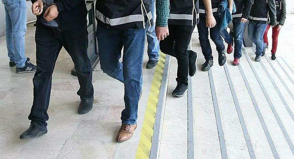 50 ilde 304 asker hakkında gözaltı kararı: 'Bugüne kadarki en büyük FETÖ operasyonu'