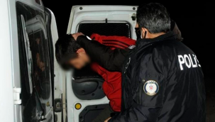 Kayseri'de sokağa kısıtlama yasağına uymayan kişiler uyuşturucu ile yakalandı
