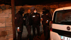 Polisin dur ihtarına uymayan araç yakalandı!