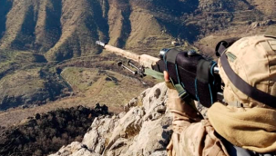 Şırnak'ın Gabar Dağı bölgesindeki mağarada 5 terörist silahlarıyla birlikte etkisiz hale getirildi.