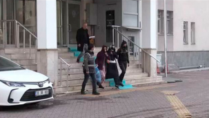 Haklarında kesinleşmiş hapis cezası bulunan 2 şahıstan biri tutuklandı.
