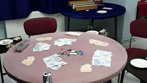 Kayseri'de kumar oynayan 7 kişiye 29 bin 400 lira ceza