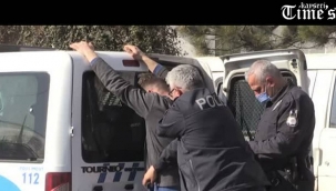 Kayseri'de sokağa çıkma kısıtlamasına uymayarak çekme belgeli otomobille kaçmaya çalısan 2 şüpheli kovalamaca sonucu yakalandı