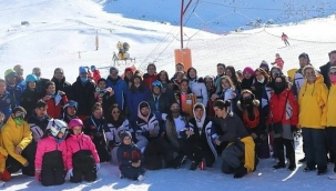 Türkiye Kayak Federasyonu tarafından Erciyes'te düzenlenen Fis Snowboard 2.Etap kayak musabakaları final musabakları ile tamamlandı