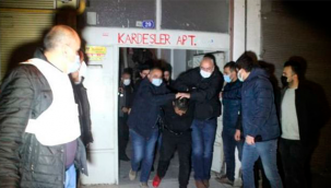 Eski eşini öldüren 'kırmızı ayakkabılı katil', saklandığı evde yakalandı