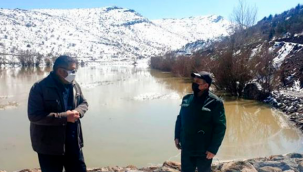 Talas Belediye başkanı Mustafa Yalçın, yapım çalışmaları devam eden Zincidere Göleti ve Mesire alanında incelemelerde bulundu