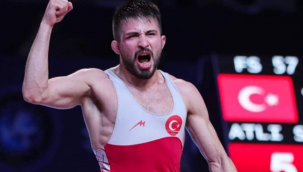 Avrupa Güreş Şampiyonası'nda serbest stil 57 kiloda Süleyman Atlı, Rus rakibi Mongush'u yenerek altın madalya kazandı