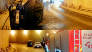 Bir sürücü direksiyon hakimiyetini kaybetti güvenlik bariyerine çarpıp sonra yan yattı