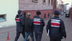 Jandarma tarafından düzenlenen operasyonda yakalanan firari hükümlü, Bünyan Cezaevi'ne teslim edildi