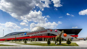 Kayseri Bilim Merkezi, koronavirüs ile mücadele tedbirleri kapsamında ziyarete kapatıldı