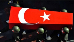 Kuzey Irak’ta PKK’lı teröristlerle girilen çatışmada 1 Uzman Çavuş Şehit oldu.
