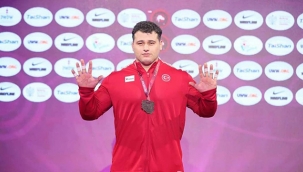 Milli sporcu Rıza Kayaalp'dan 10. Avrupa şampiyonluğu