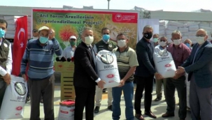 Tarım ve Orman İl Müdürlüğü Kampüsünde gerçekleşen dağıtıma 800 çiftciye 50 ton kuru fasülye tohumu dağıtıldı