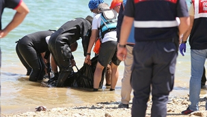 Kayseri'de serinlemek için girdikleri Sarımsaklı Barajı’nda kaybolan 3 kızın cansız bedenine ulaşıldı.