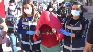 79 KİŞİ DOLANDIRDILAR!