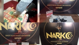 KAYSERİ'DE İÇ ÇAMAŞIRI VE PANTOLONUN İÇERİSİNDE YAPILAN UYUŞTURUCU SEVKİYATINI POLİS ENGELLEDİ!