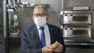 BAŞKAN BÜYÜKKILIÇ’TAN TAKDİR TOPLAYAN GLÜTENSİZ KAFE’YE ZİYARET