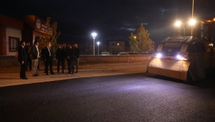 MELİKGAZİ’DE GECE ASFALT MESAİSİ!