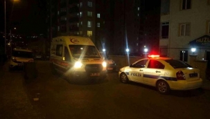 Baba, tartıştığı kızını boynundan bıçaklayarak öldürdü