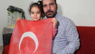 Gaziantep'te bayrak sevgisi kameraya yansıyan kız konuştu!