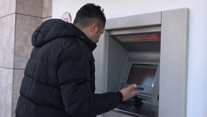 Hesabındaki parayı görünce şoke oldu!