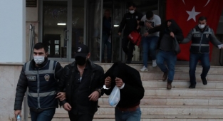 21 ayrı yakalama kararı olan suç makinesi yakalandı!