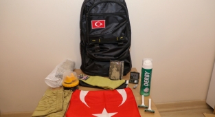 ASKER ADAYLARINA TALAS'TAN ÇANTA HEDİYESİ
