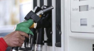 Benzine 56 kuruş zam geldi! 11 liraya az kaldı