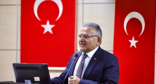 DOKTOR BAŞKAN, ACİL ORYANTASYON EĞİTİMİ GÜNLERİ'NDE MESLEKTAŞLARIYLA BULUŞTU