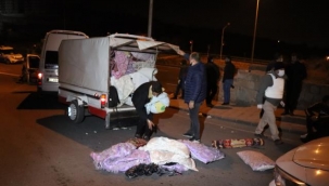 'Dur' ihtarına uymayan minibüsten 31 göçmen çıktı