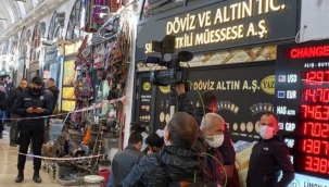 Kapalıçarşı'da yer alan, Tahran Kuyumculuk'ta bir kişinin intihar ederek yaşamına son verdiği öğrenildi.