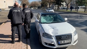 Kayseri'de Yolun karşısına geçmek isteyen şahıs. otomobil çarpması sonucu hayatını kaybetti.