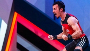 Kayserili Muammer Şahin Dünya 3'üncüsü!