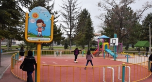 KOCASİNAN, KİŞİ BAŞINA DÜŞEN 15,1 METREKARE YEŞİL ALAN İLE REKORUNU YENİLEDİ!