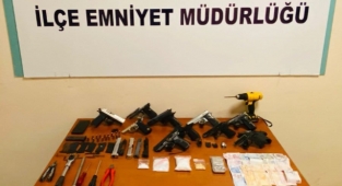 Silah kaçakçılarına operasyon: 25 kişi tutuklandı