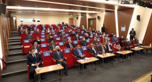 TALAS'TA GENİŞLETİLMİŞ MUHTARLAR TOPLANTISI
