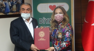 Uşak’ta 75 diyabetli öğrenciye sensörlü kan şekeri ölçme cihazı verilecek