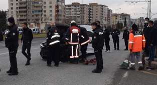 Valilik koruma aracı kaza yaptı: 3'ü polis 4 yaralı!