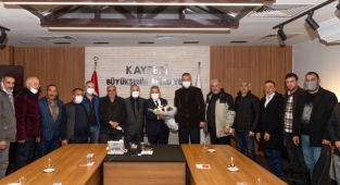 BAŞKAN BÜYÜKKILIÇ’A FELAHİYELİ MUHTARLARDAN TEŞEKKÜR ZİYARETİ