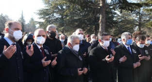 BAŞKAN BÜYÜKKILIÇ, ELİM KAZADA VEFAT EDEN ÖĞRENCİLERİN CENAZE TÖRENİNE KATILDI, YARALILARI ZİYARET ETTİ