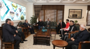 BAŞKAN YALÇIN DÜNYA 2.’Sİ SPORCULARI MAKAMINDA AĞIRLADI