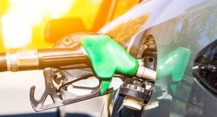 Benzin ve motorine çılgın zam iddiası! Benzin ve mazot 2 Şubat'tan sonra 16 lirayı bulacak!