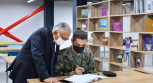 BÜYÜKKILIÇ'TAN MERKEZ KÜTÜPHANE'DE