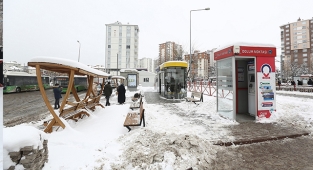 BÜYÜKŞEHİR’İN SON TEKNOLOJİK DURAKLARI MEMNUNİYETLE KARŞILANDI