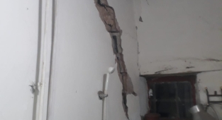 BÜYÜKŞEHİR İTFAİYESİ, DEPREM BÖLGESİNDE YARDIMA KOŞTU