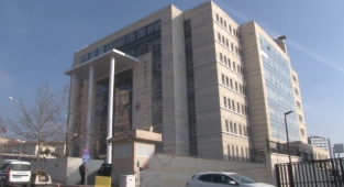 Elazığ’da iş yerinden hırsızlık yapan 2 şüpheli yakalandı